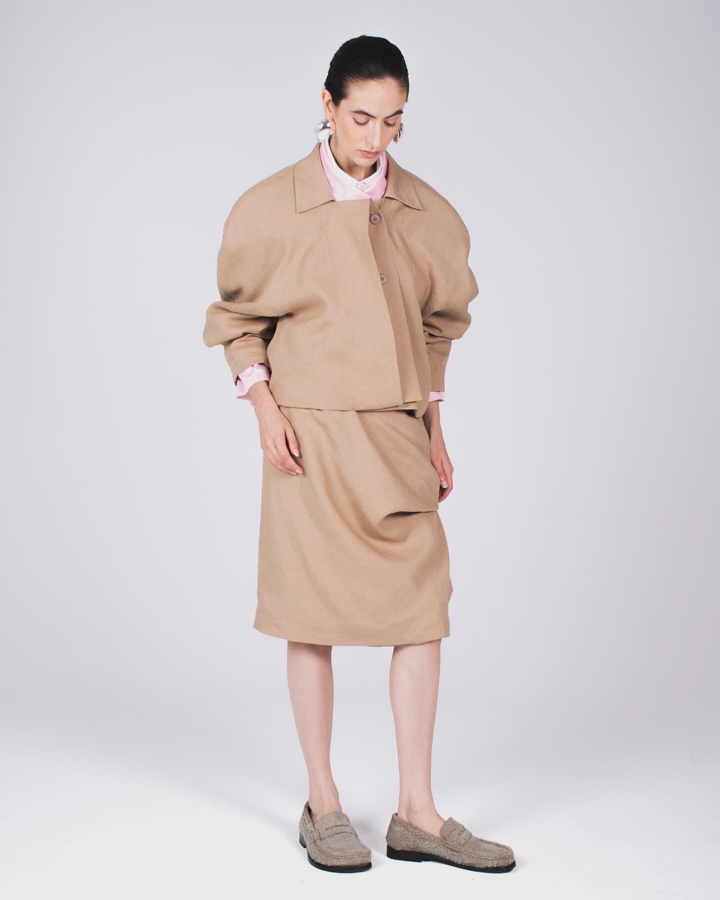 Puffy bomber jacket in linen