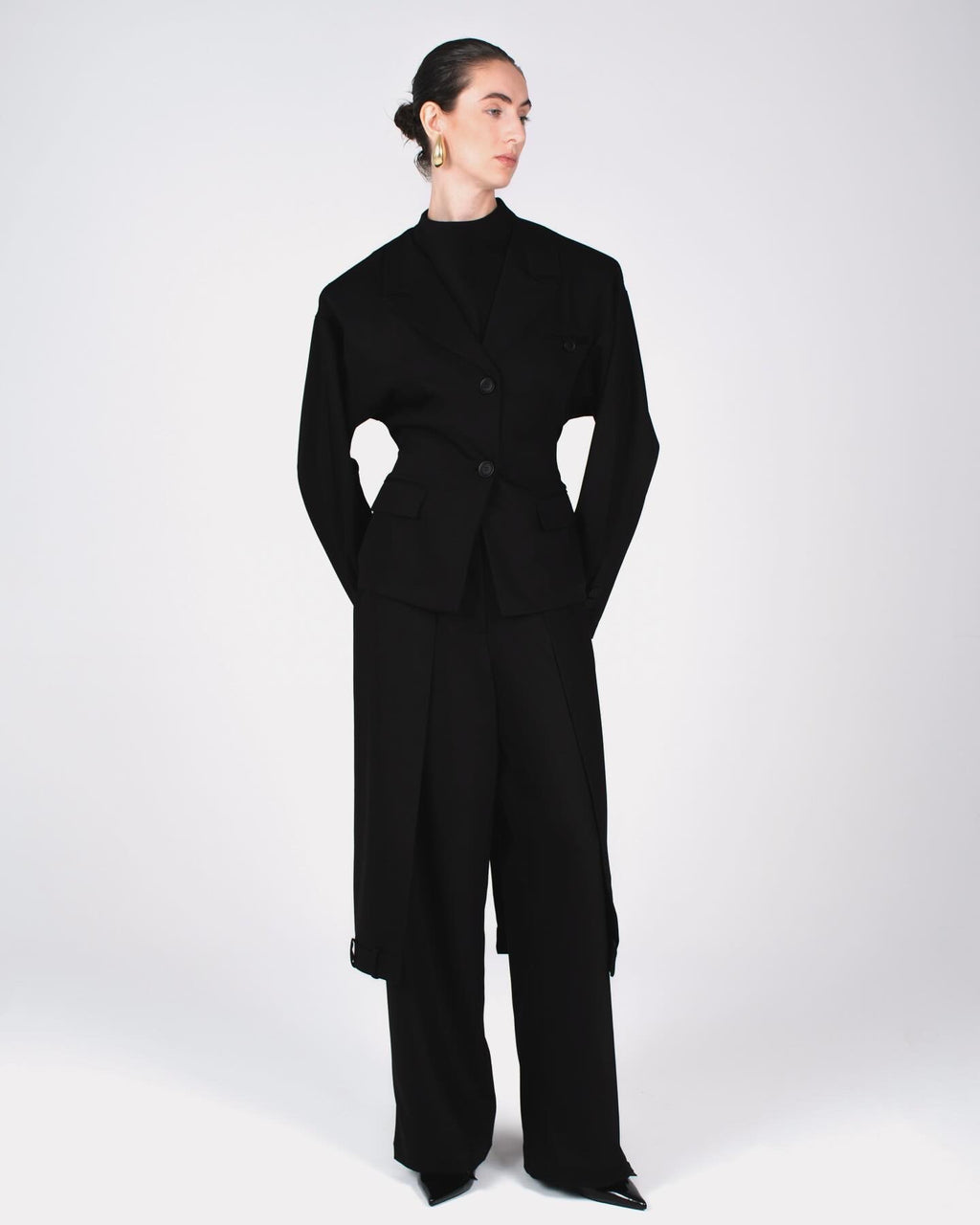 Half skirt pants in black