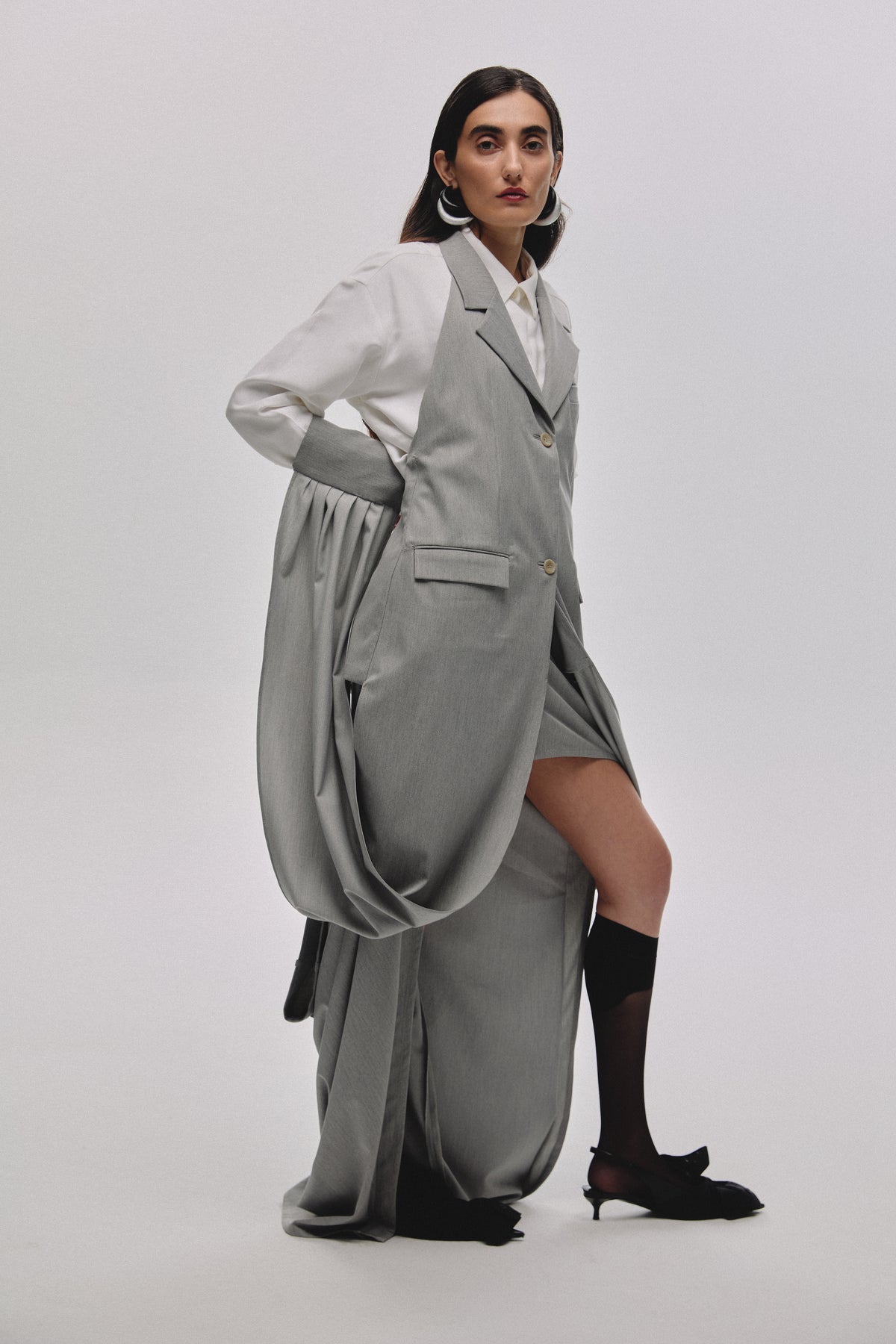 Open-Back Tailored Sleeve Vest