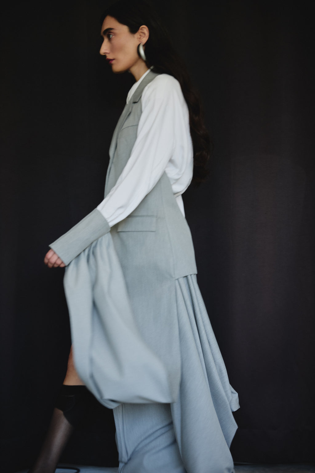Open-Back Tailored Sleeve Vest